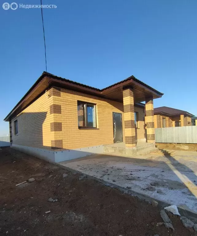 Дом в Оренбургский район, Ленинский сельсовет, КП Раздолье, Родная ... - Фото 1