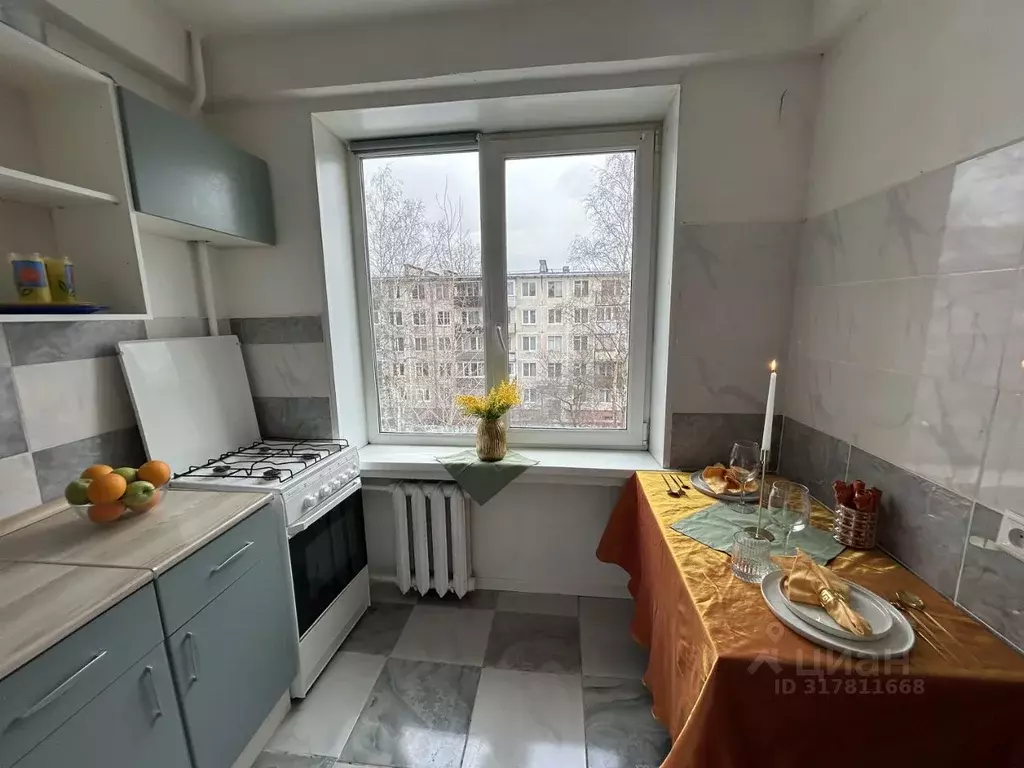 3-к кв. Санкт-Петербург просп. Космонавтов, 58 (49.1 м) - Фото 0