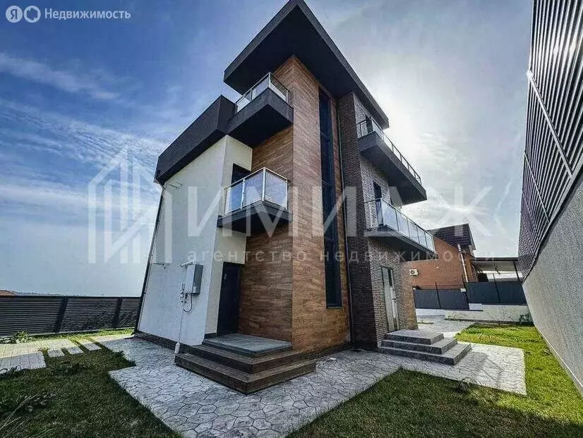 Дом в село Молдовка, Тимашевская улица (225 м) - Фото 0