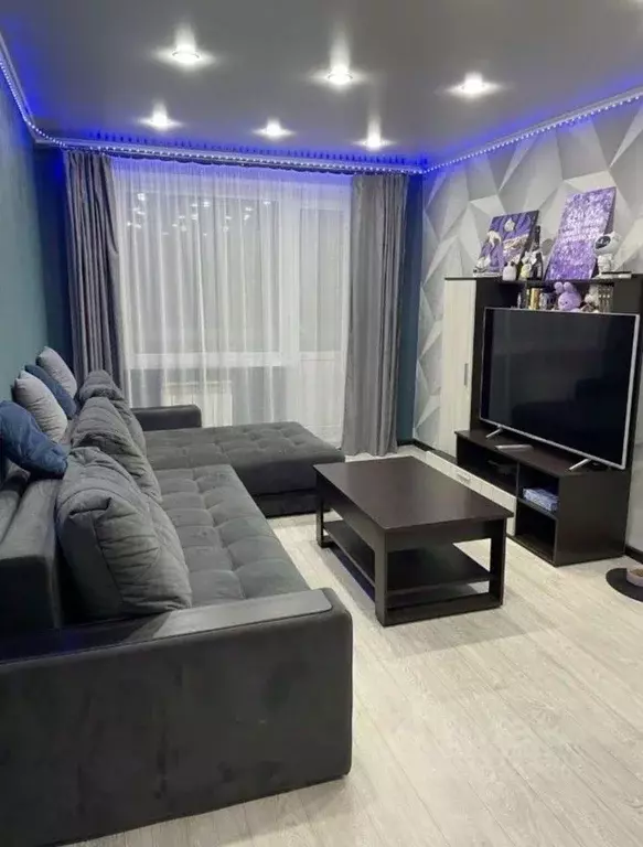 2-к кв. Хакасия, Черногорск ул. Чапаева, 37 (47.3 м) - Фото 1