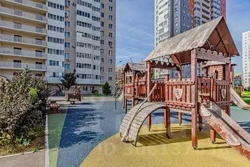 1-к кв. Татарстан, Казань ул. Рауиса Гареева, 103 (30.0 м) - Фото 0