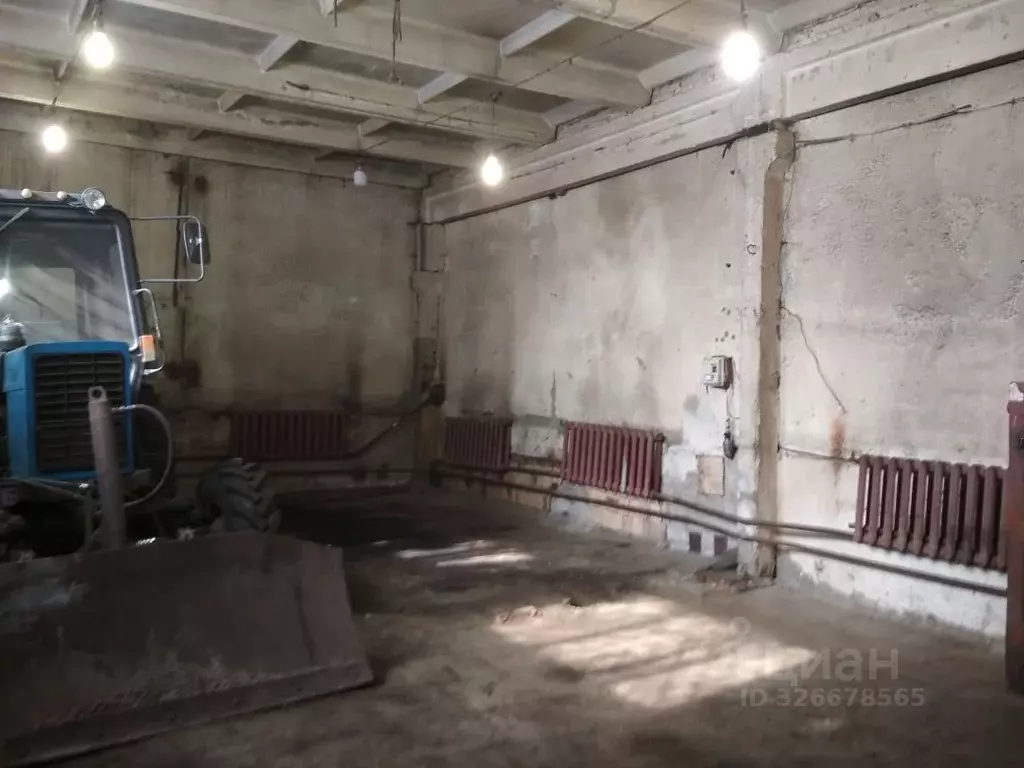 Гараж в Новосибирская область, с. Довольное ул. Ленина, 141 (142 м) - Фото 2