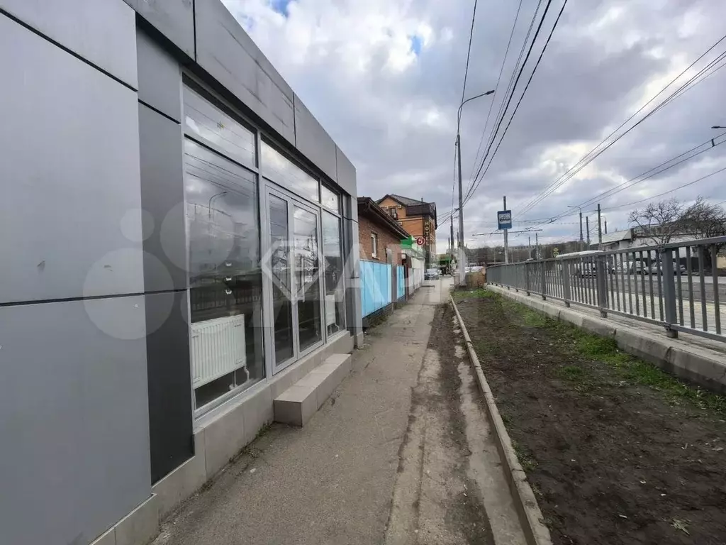 Сдаю торговое помещение на высоком трафике, 60 м - Фото 0