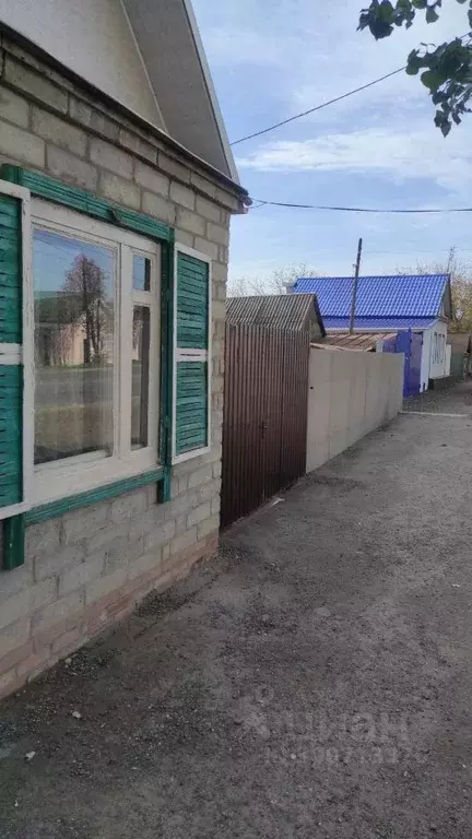 Дом в Саратовская область, Энгельс Студенческая ул., 26А (56 м) - Фото 0