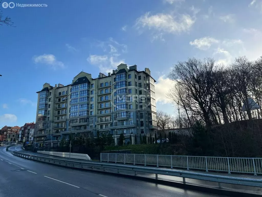 1-комнатная квартира: Пионерский, Комсомольская улица, 14 (55.4 м) - Фото 1