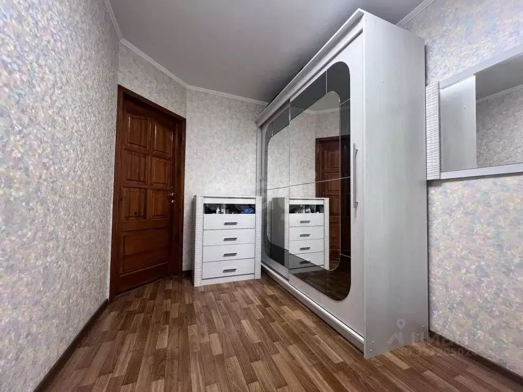 3-к кв. Крым, Симферополь ул. Гагарина (56.1 м) - Фото 2