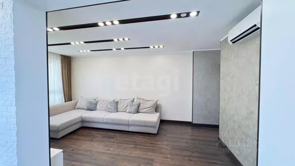 2-к кв. Башкортостан, Уфа ул. Октябрьской Революции, 19Б (81.0 м) - Фото 1