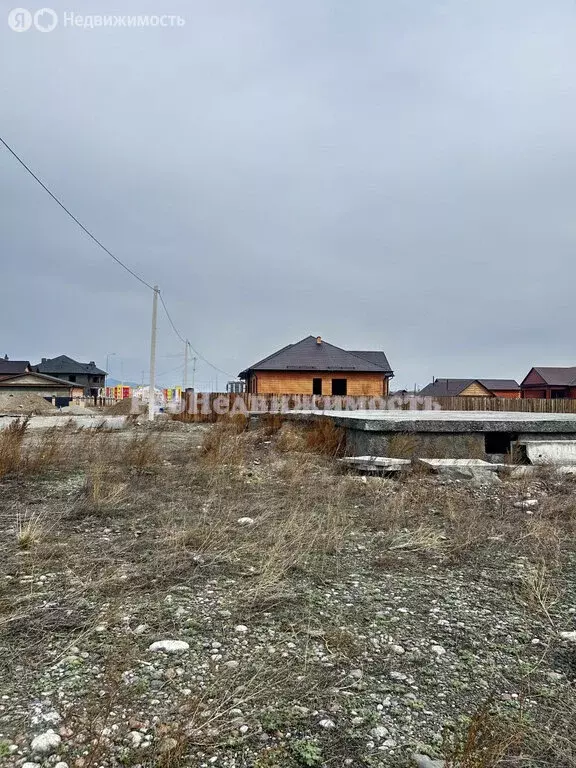 Дом в Кызыл, улица Степана Сарыг-оола (273 м) - Фото 1