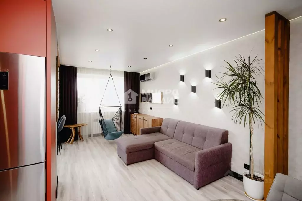 1-к кв. Омская область, Омск Пригородная ул., 21к3 (48.9 м) - Фото 1