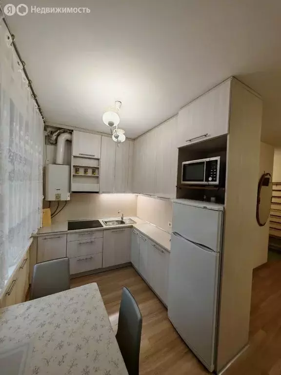 2-комнатная квартира: Петрозаводск, проспект Ленина, 37 (44 м) - Фото 1