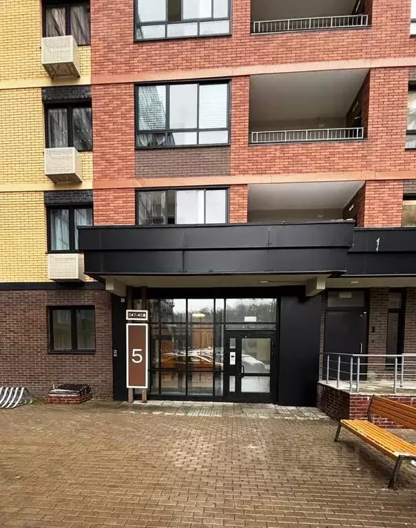 2-к кв. Московская область, Люберцы городской округ, Мирный пгт ул. ... - Фото 1