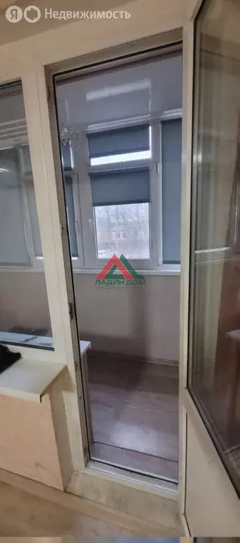 2-комнатная квартира: посёлок Берёзовый, улица Археолога Анфимова, 19 ... - Фото 1