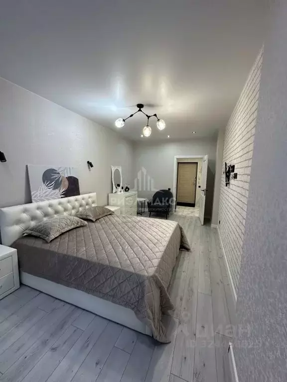 1-к кв. Брянская область, Брянск ул. Горбатова, 18 (42.0 м) - Фото 2