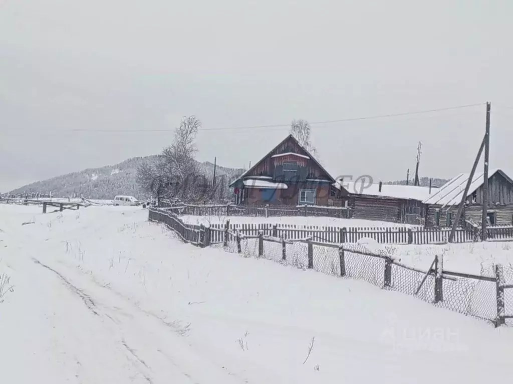 Дом в Алтай, Шебалинский район, с. Малая Черга Центральная ул. (68 м) - Фото 2