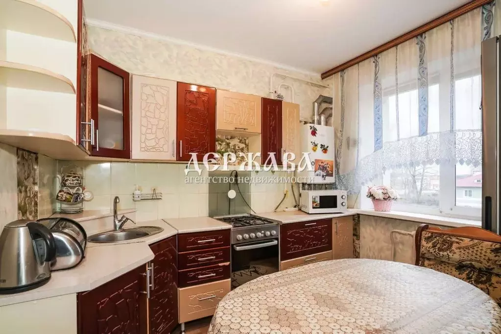 2-к кв. Белгородская область, Старый Оскол Заречье мкр, 22 (51.0 м) - Фото 2