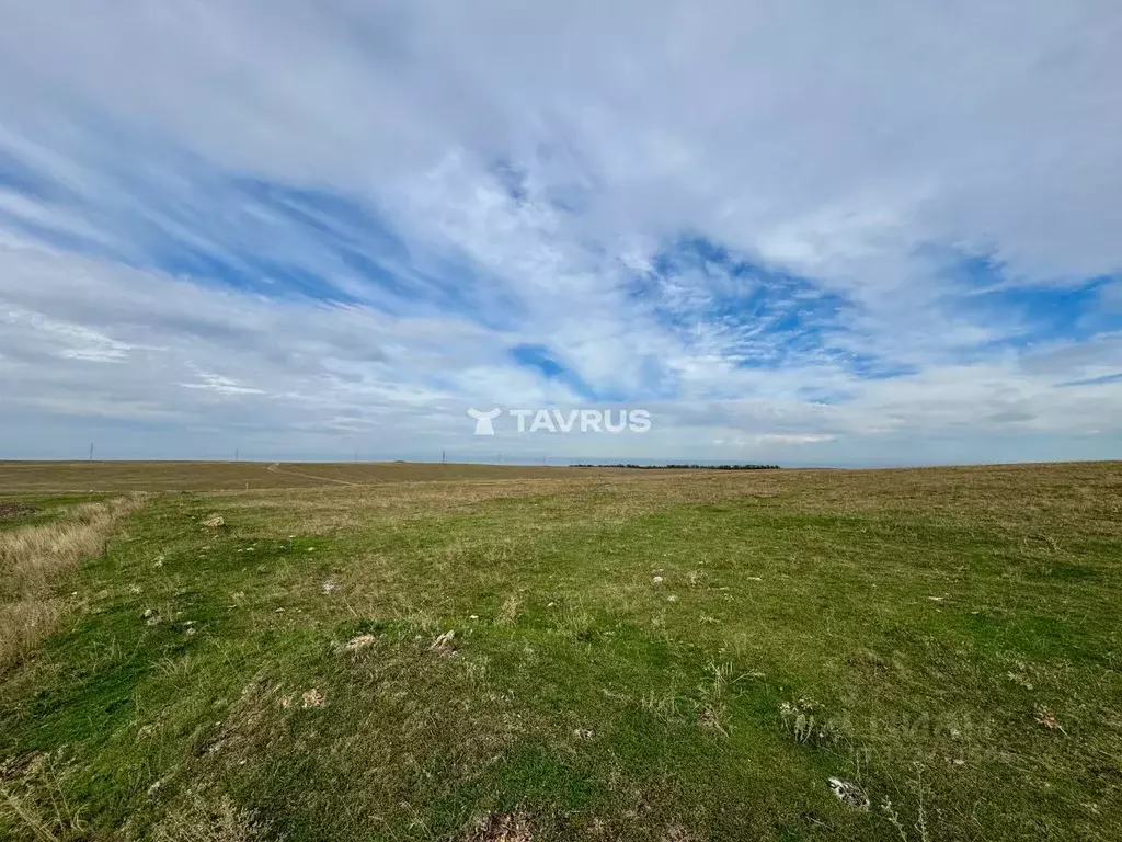 Участок в Крым, Симферопольский район, Перовское с/пос, с. Ключи ул. ... - Фото 2