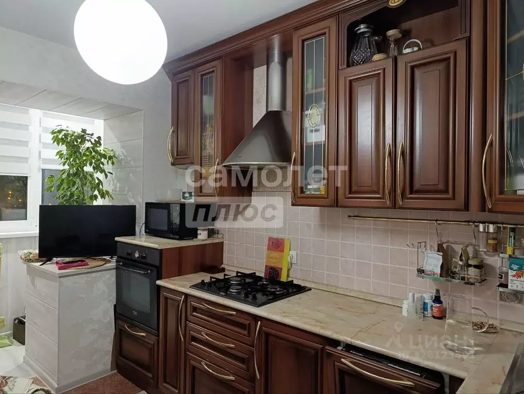 3-к кв. Волгоградская область, Волгоград ул. Рокоссовского, 28 (58.9 ... - Фото 1