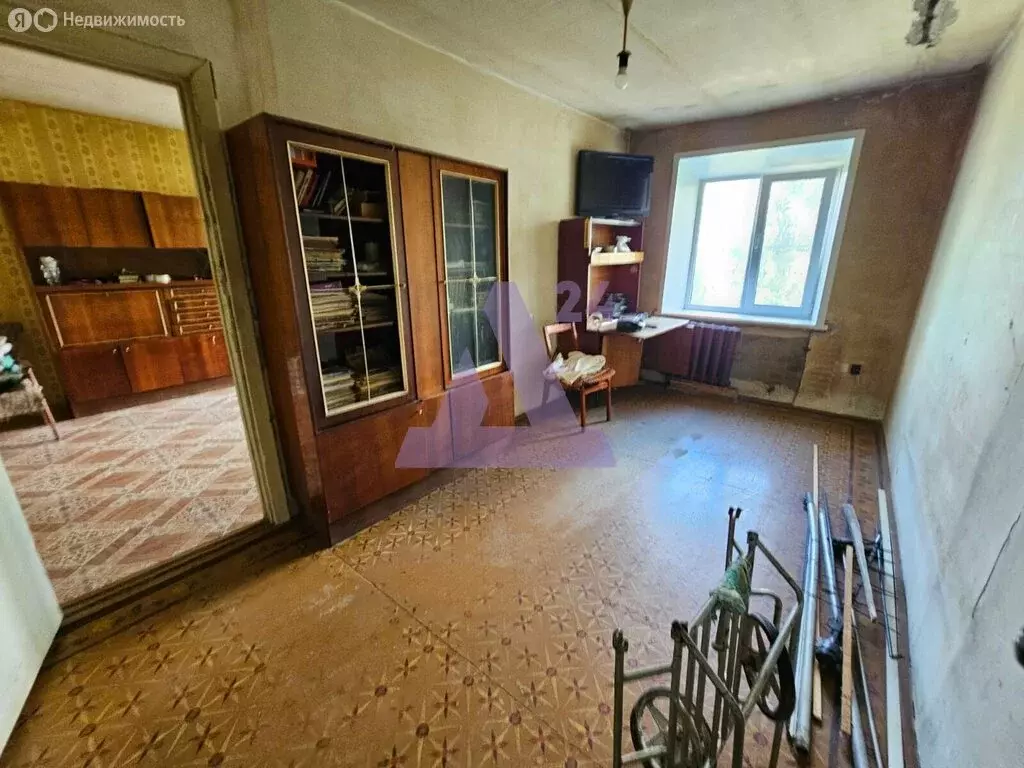 3-комнатная квартира: Барнаул, улица Энтузиастов, 5 (61 м) - Фото 1