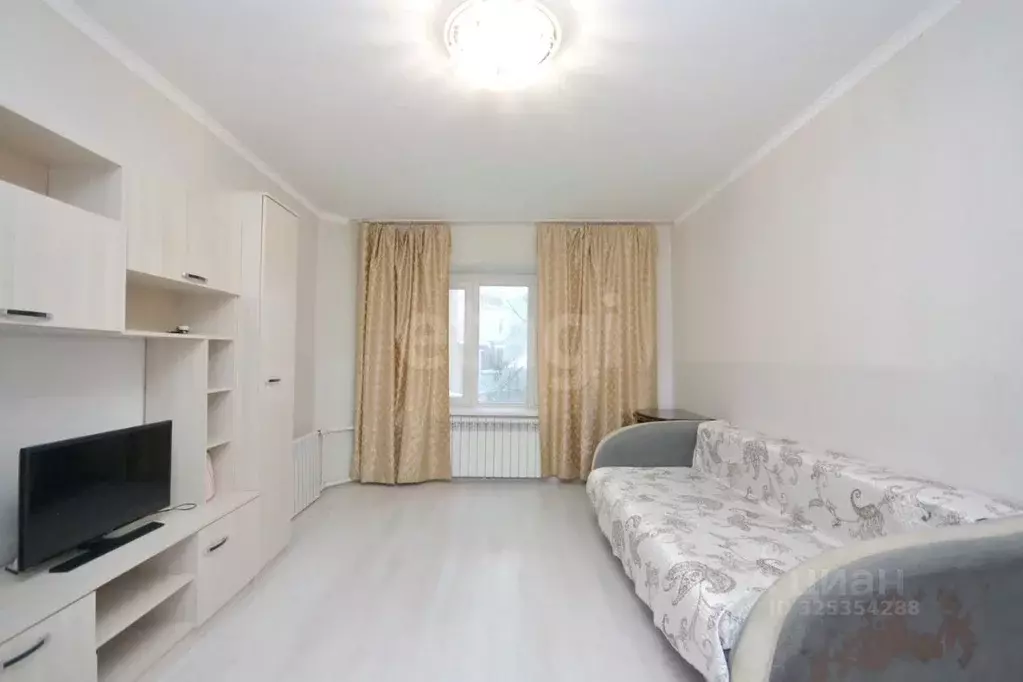 2-к кв. Саха (Якутия), Якутск ул. Лермонтова, 27 (50.8 м) - Фото 1