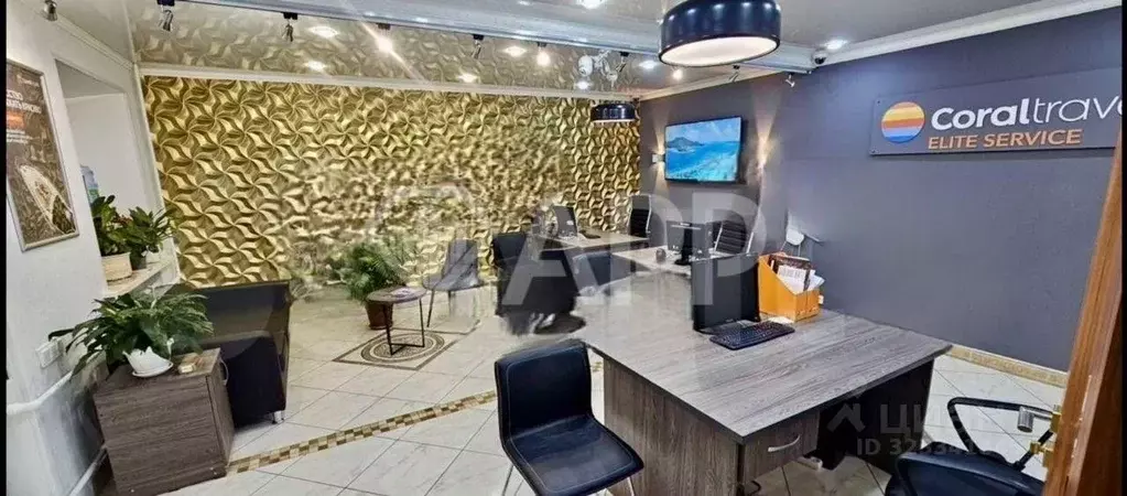 Помещение свободного назначения в Татарстан, Казань ул. Павлюхина, 114 ... - Фото 0