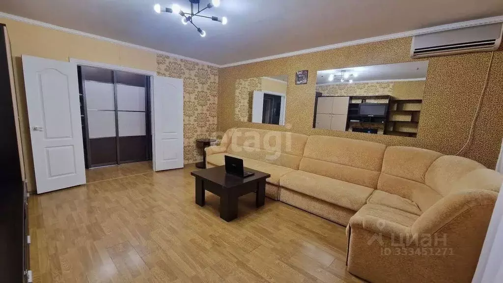 2-к кв. Белгородская область, Белгород Славянская ул., 11 (62.4 м) - Фото 1