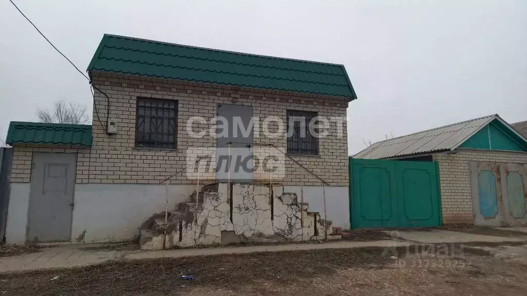 Торговая площадь в Саратовская область, Новоузенск Целинная ул., 3 ... - Фото 1
