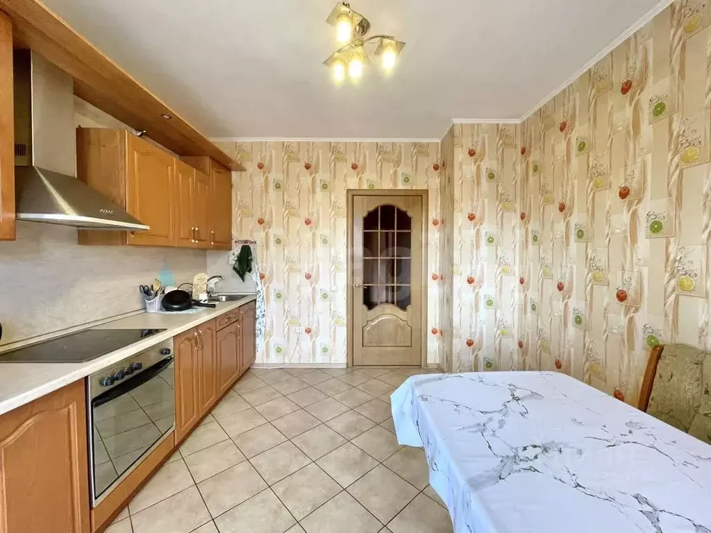 2-к кв. Забайкальский край, Чита Угданская ул., 5 (75.8 м) - Фото 0