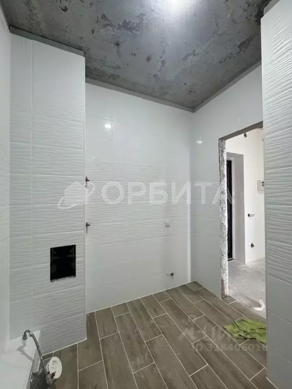 Студия Тюменская область, Тюмень ул. Краснооктябрьская, 8 (33.5 м) - Фото 1