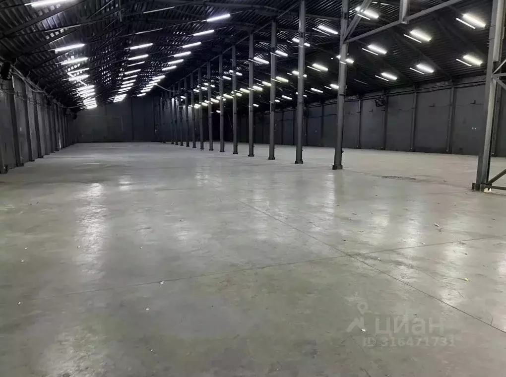 Склад в Московская область, Химки Сходня мкр, ул. Некрасова, 70 (1650 ... - Фото 1