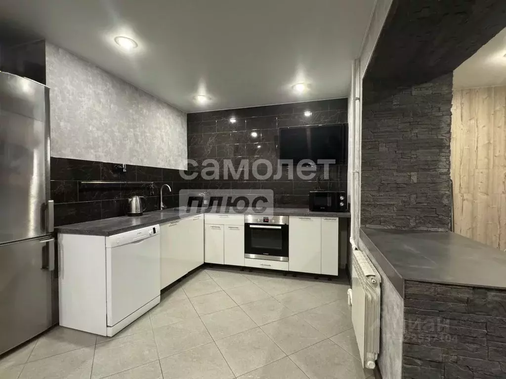 2-к кв. Рязанская область, Рязань ул. 3-и Бутырки, 3к9 (74.2 м) - Фото 1