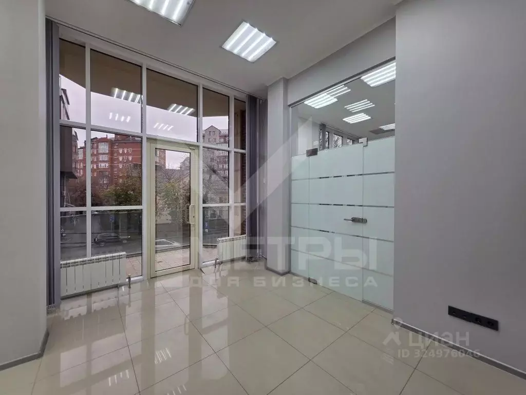 Офис в Краснодарский край, Краснодар ул. Имени Дзержинского, 33 (304 ... - Фото 2