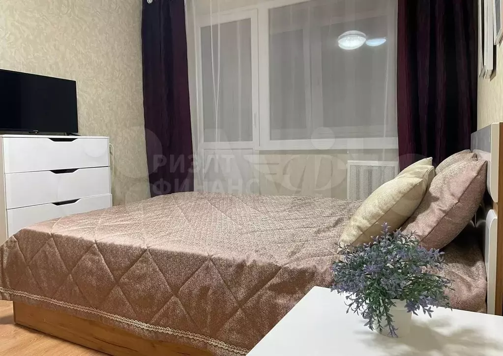1-к. квартира, 35 м, 9/10 эт. - Фото 0