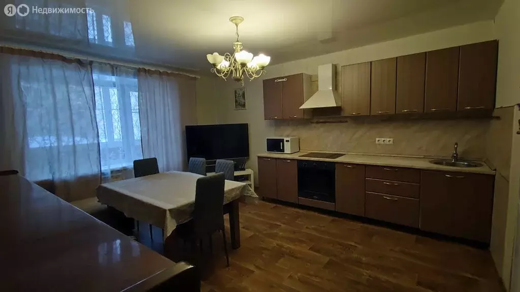 3-комнатная квартира: Новосибирск, Ленинский район, микрорайон ... - Фото 0