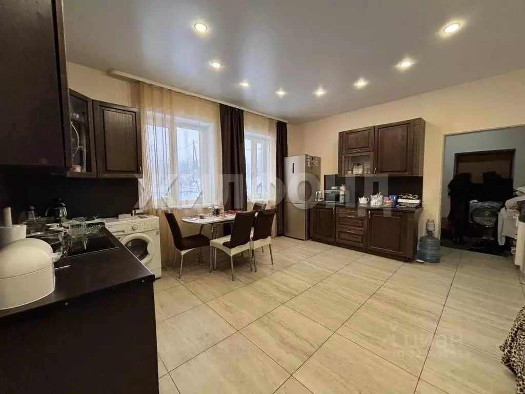 Дом в Томская область, Томский район, д. Воронино Озерная ул., 12 (242 ... - Фото 2