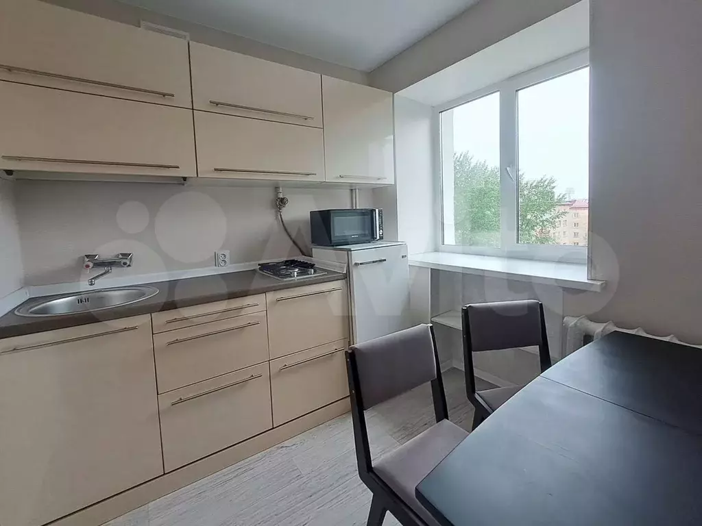 1-к. квартира, 30 м, 5/5 эт. - Фото 1