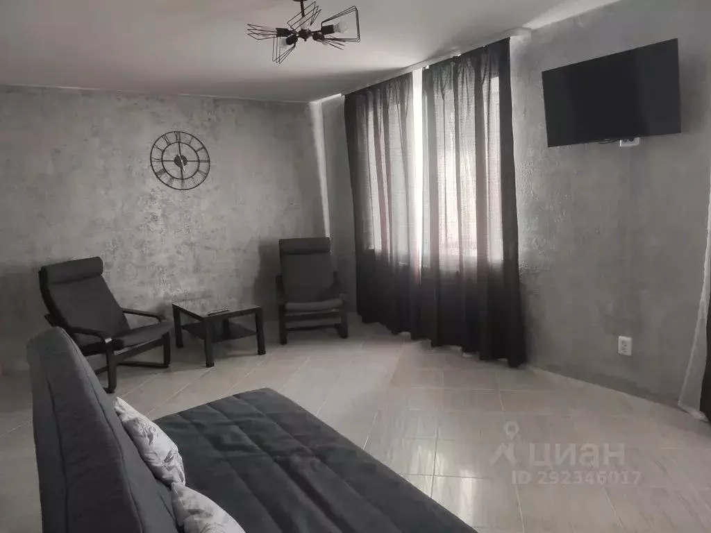 2-к кв. Свердловская область, Верхняя Пышма ул. Огнеупорщиков, 15 ... - Фото 1