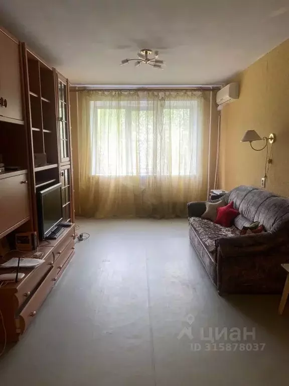 3-к кв. Самарская область, Тольятти просп. Степана Разина, 75 (66.6 м) - Фото 0