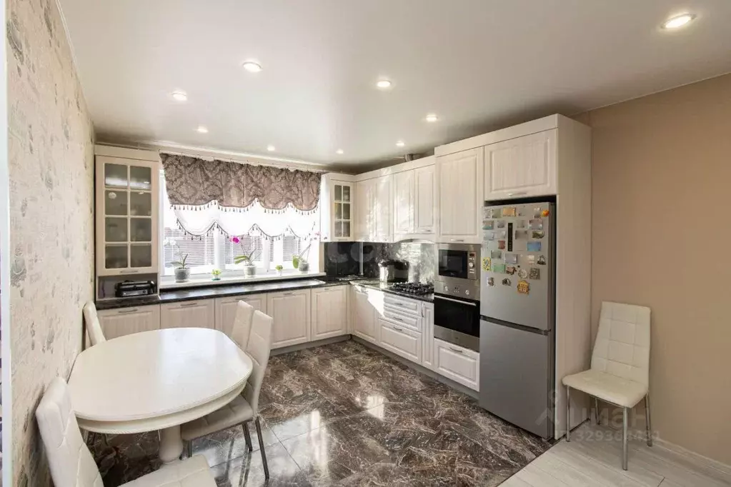 Дом в Тюменская область, Тюменский муниципальный округ, Серебряный Бор ... - Фото 1