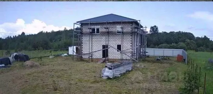 Дом в Смоленская область, Угранский муниципальный округ, д. Желанья ... - Фото 1