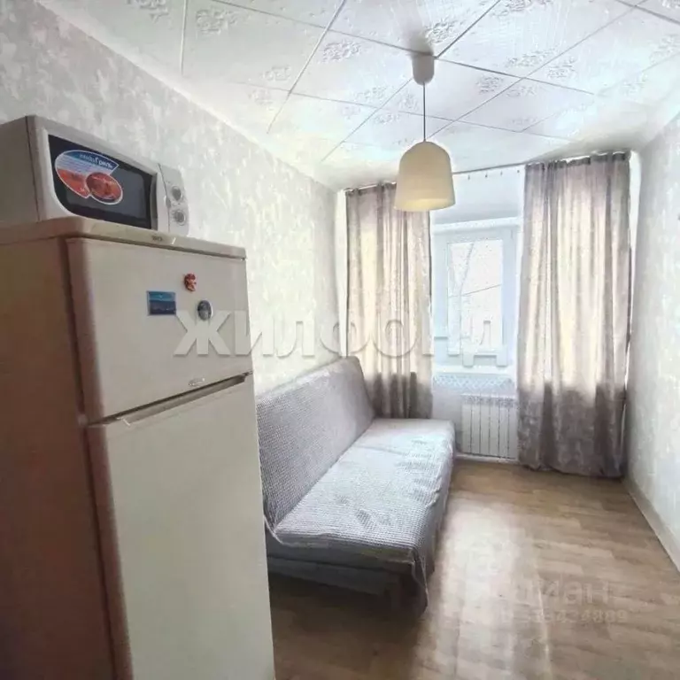 Комната Новосибирская область, Новосибирск ул. Писарева, 20 (9.6 м) - Фото 0