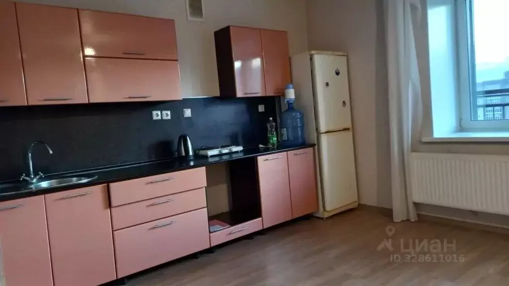 Студия Татарстан, Казань ул. Рауиса Гареева, 94 (32.0 м) - Фото 2