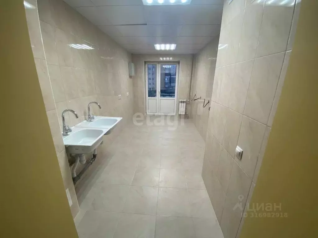 Комната Белгородская область, Белгород ул. Горького, 70 (11.5 м) - Фото 1