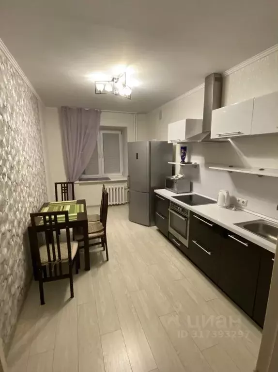 2-к кв. Тюменская область, Тюмень ул. Герцена, 45 (84.0 м) - Фото 0