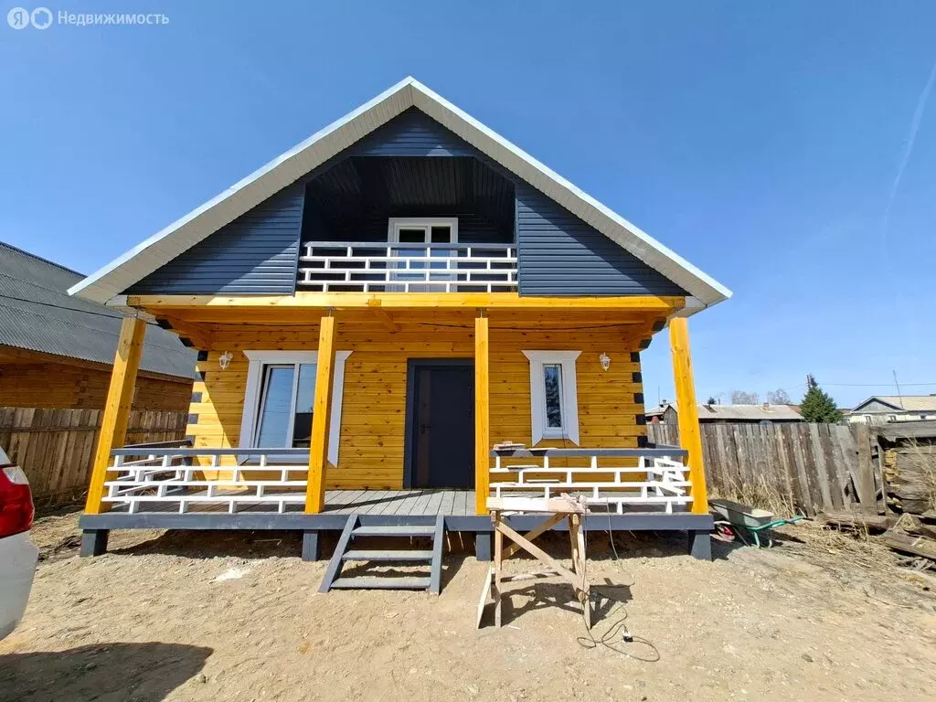 Дом в село Хомутово, улица Кирова (150 м) - Фото 1