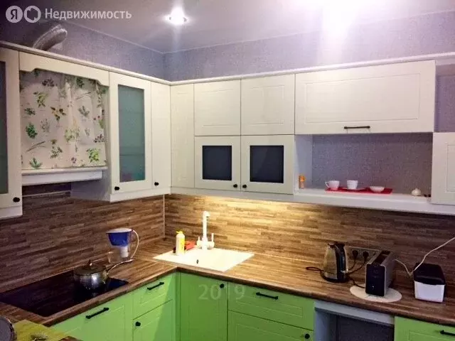 2-комнатная квартира: Тюмень, улица Дмитрия Менделеева, 9 (70 м) - Фото 2