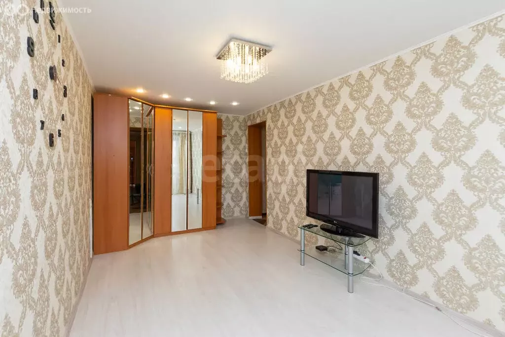 2-комнатная квартира: Тюмень, микрорайон Тарманы, улица Малышева, 2 ... - Фото 2