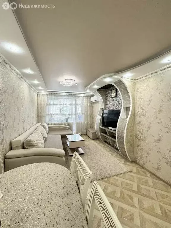 3-комнатная квартира: Чапаевск, улица Ленина, 66А (61 м) - Фото 1