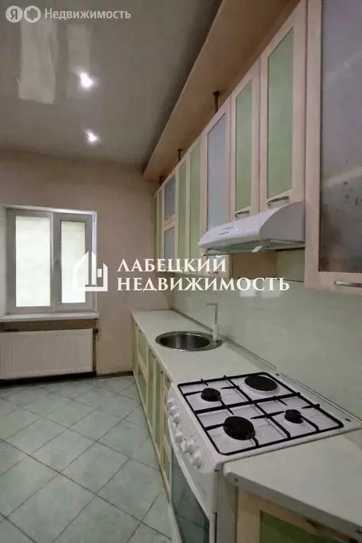 2-комнатная квартира: Евпатория, Комсомольская улица, 30 (37.9 м) - Фото 2