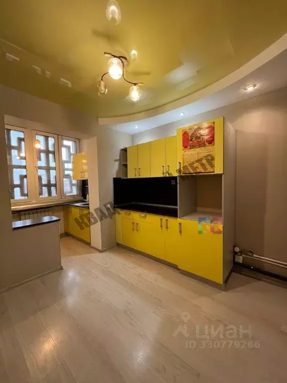 3-к кв. Калмыкия, Элиста 7-й мкр, 2к4 (70.0 м) - Фото 1