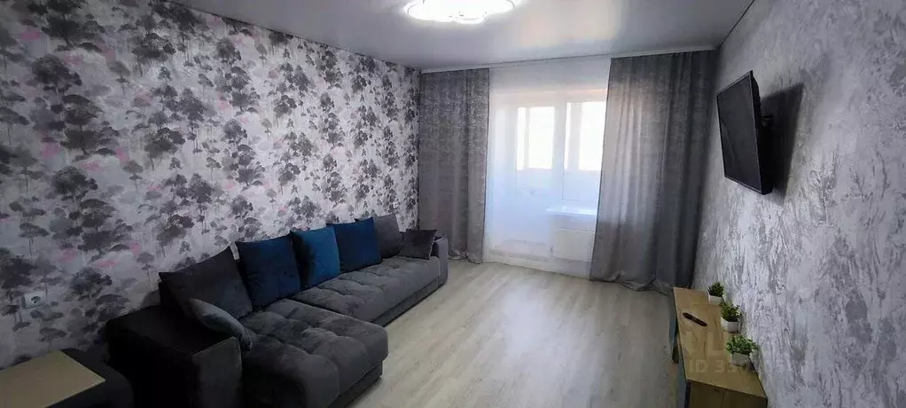 2-к кв. Хакасия, Черногорск ул. Лямкиной, 8 (60.4 м) - Фото 1